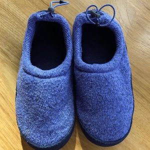LL Bean brand kids slippers
